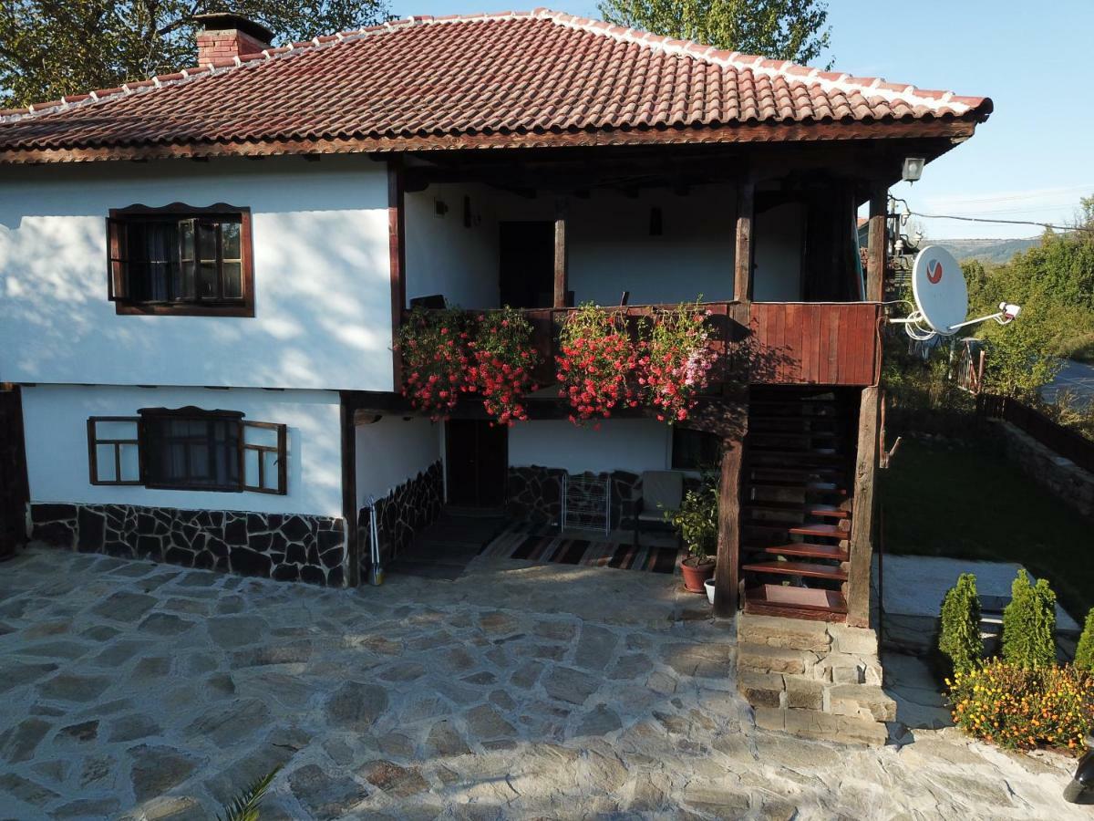 Митровата Къща Villa Raynovtsi Eksteriør bilde